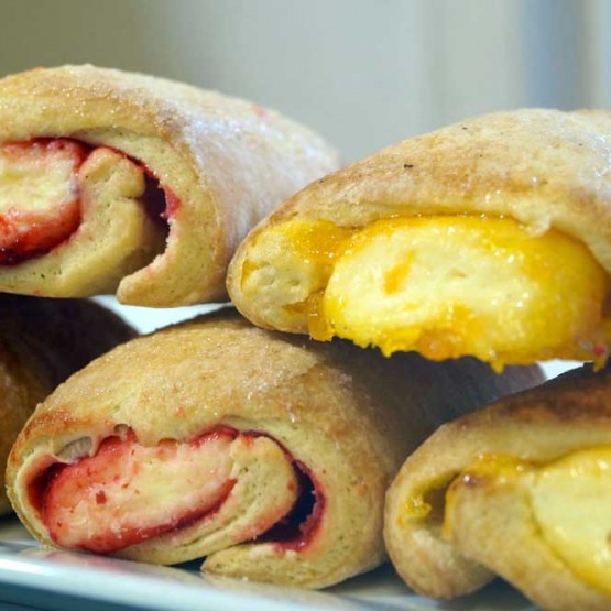 Davis Bakery "The Taste Tells the Story"